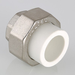 Фитинг разъемный полипропиленовый с переходом на внутреннюю резьбу VALTEC (VTp.762.0)